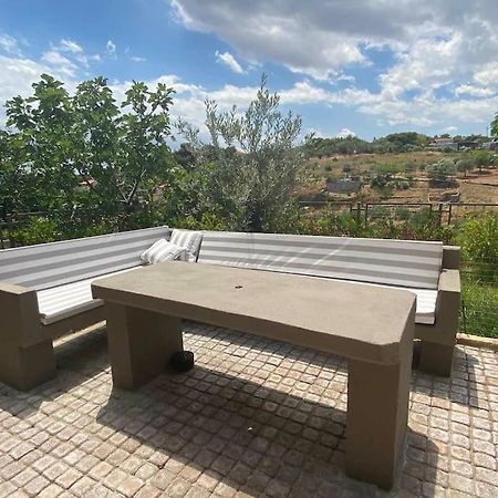 Apartament Summer House With A Pool Near Sea, Port & Airport Rafína Zewnętrze zdjęcie